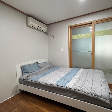 Sangmin Sweet Apartamento Daejeon Exterior foto